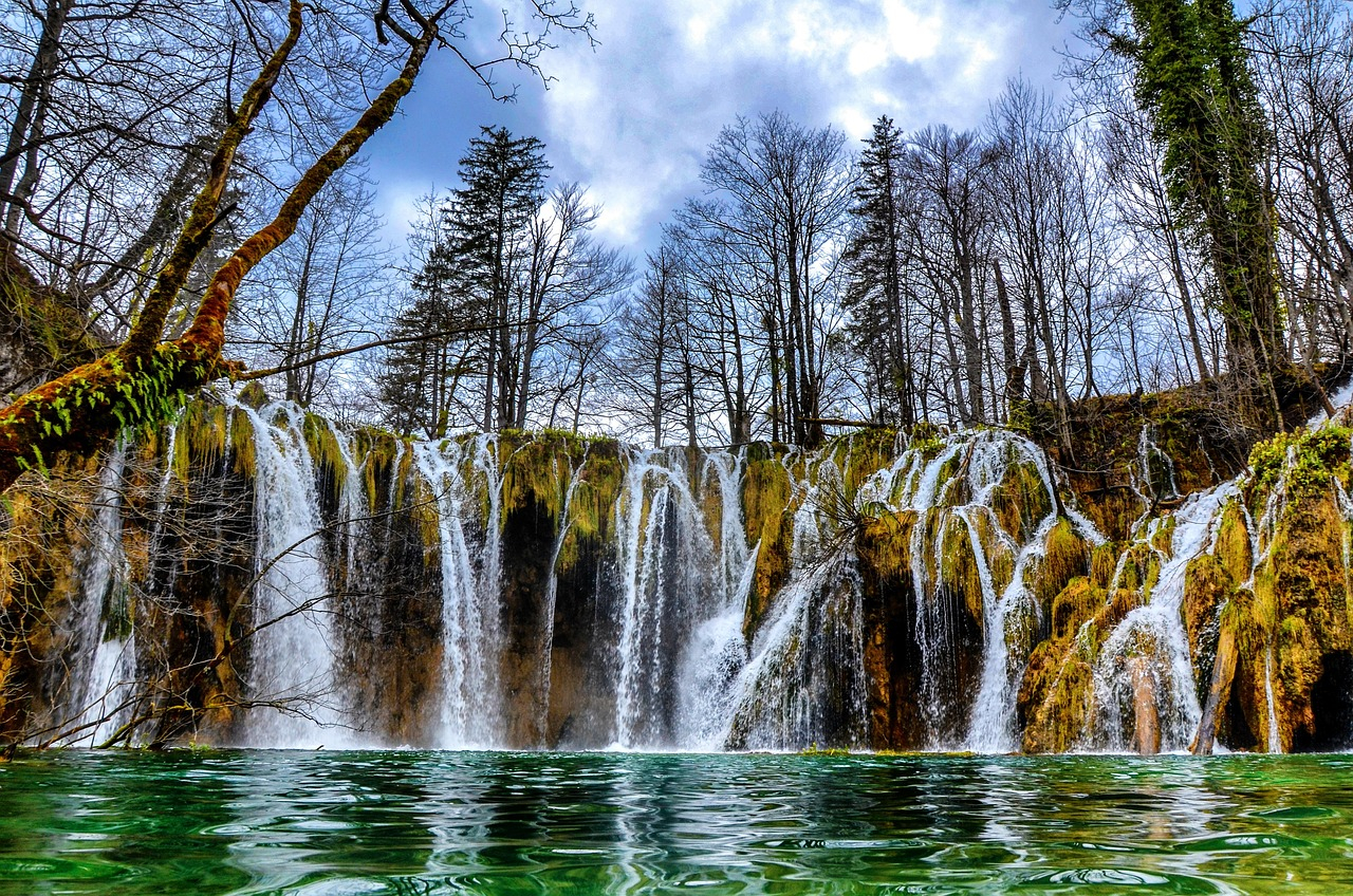 Plitvice Lakes Hidden Gems from Zagreb wiZh5QLR