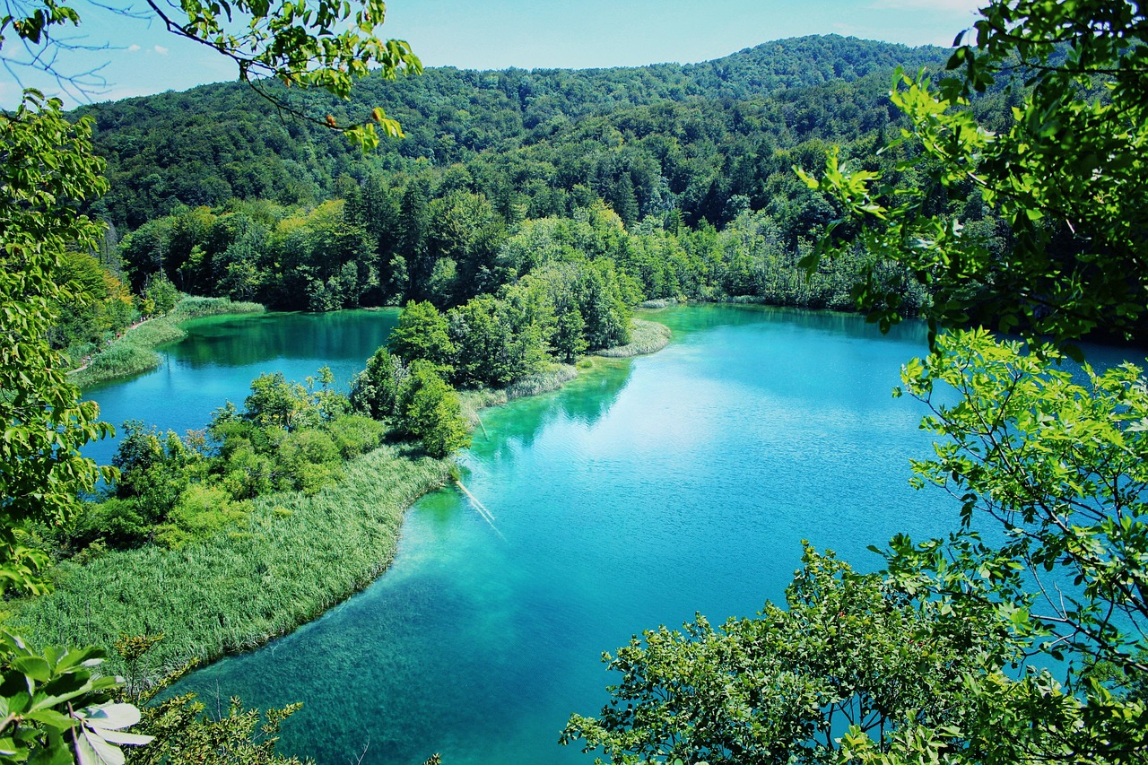 Plitvice Lakes Hidden Gems from Zagreb 0366DjPx-backdrop