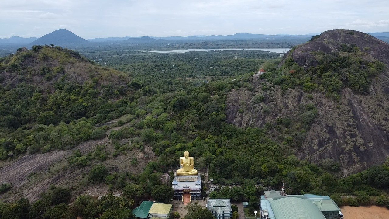 Colombo Sigiriya, Dambulla & Elephant Safari Private Day Tour ErEEcODo