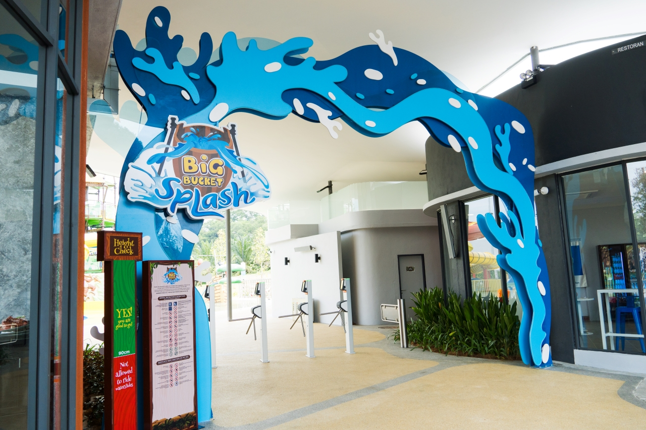 Get Ticket Big Bucket Splash Waterpark Ticket at Gamuda Luge Gardens ...