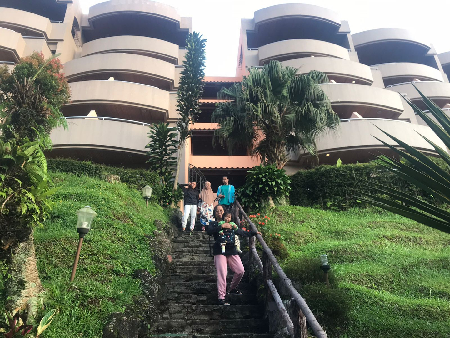 userImage-16