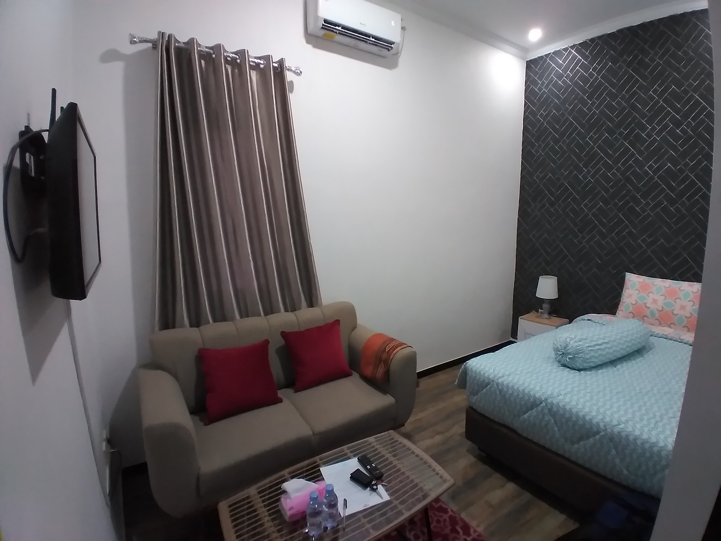 userImage-3