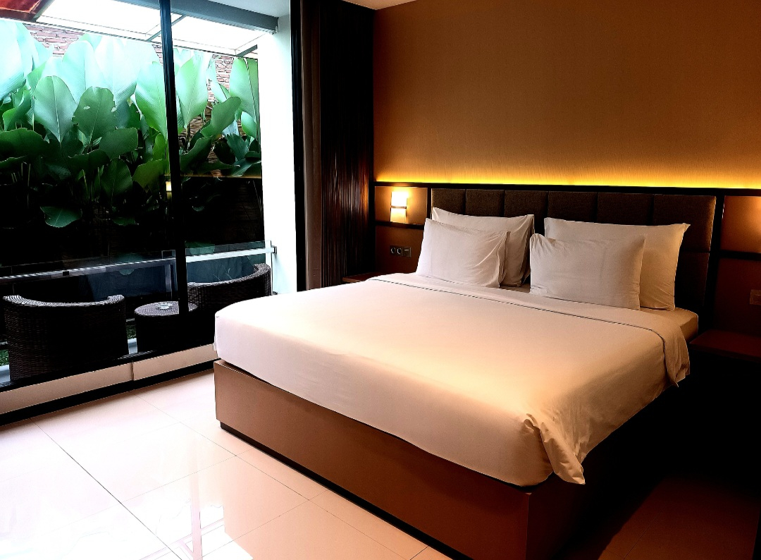 userImage-16