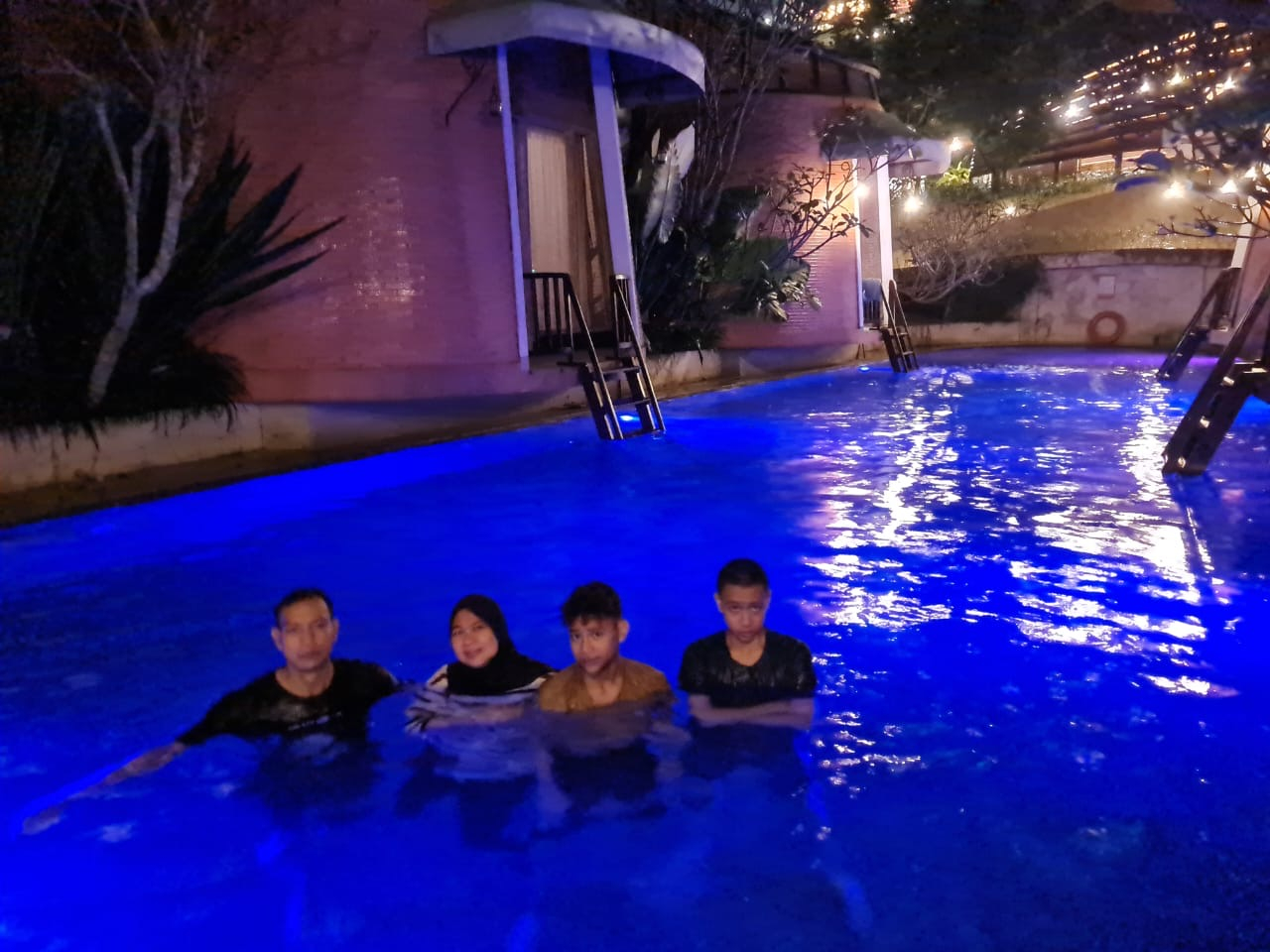 userImage-1