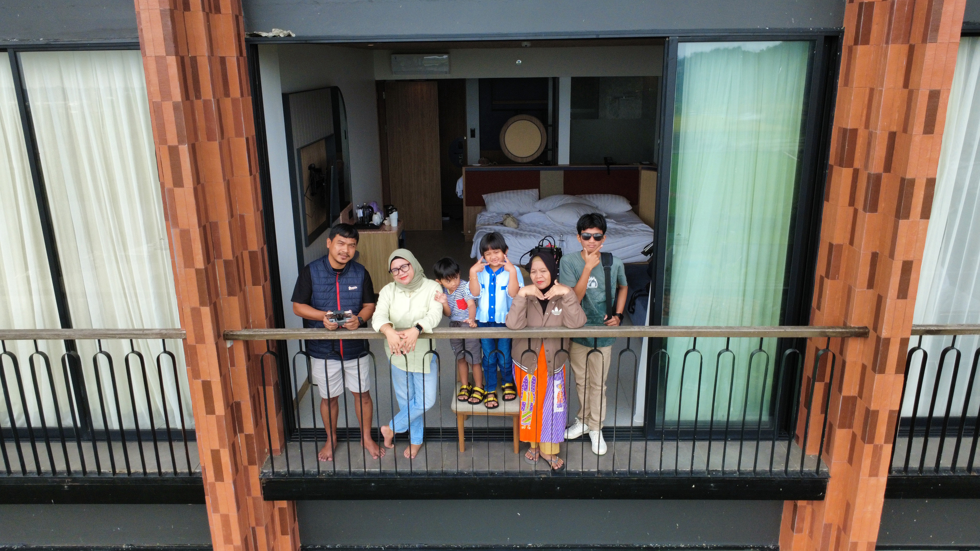 userImage-17