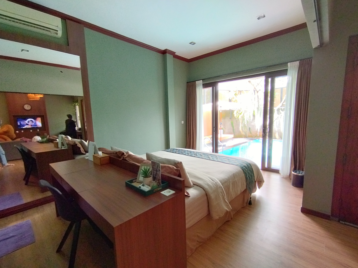 userImage-1