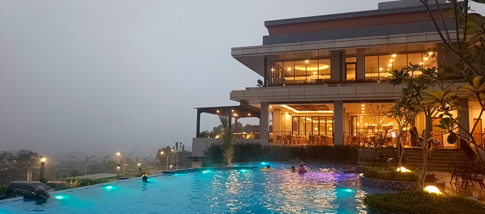 userImage-12