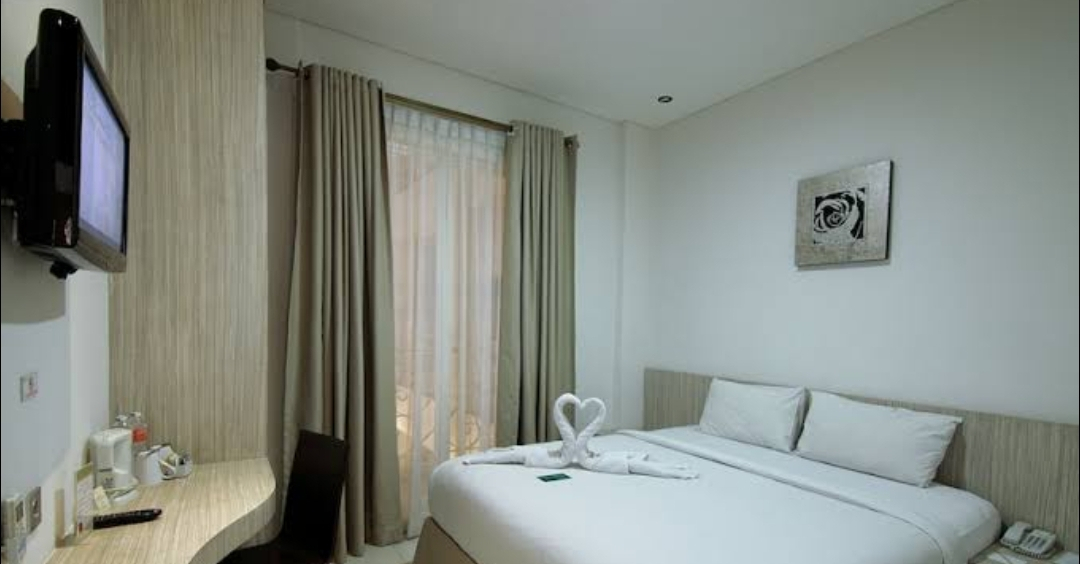 userImage-16