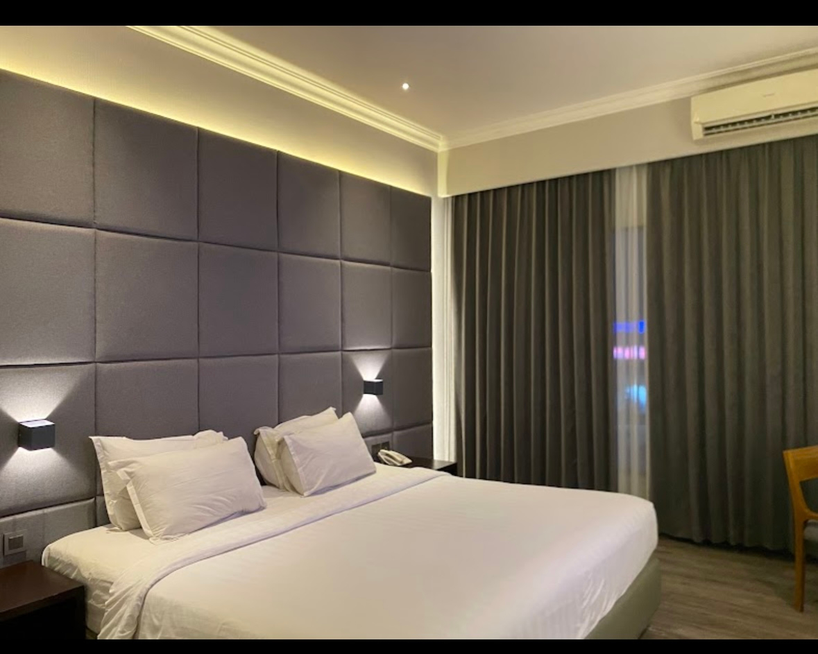 userImage-3