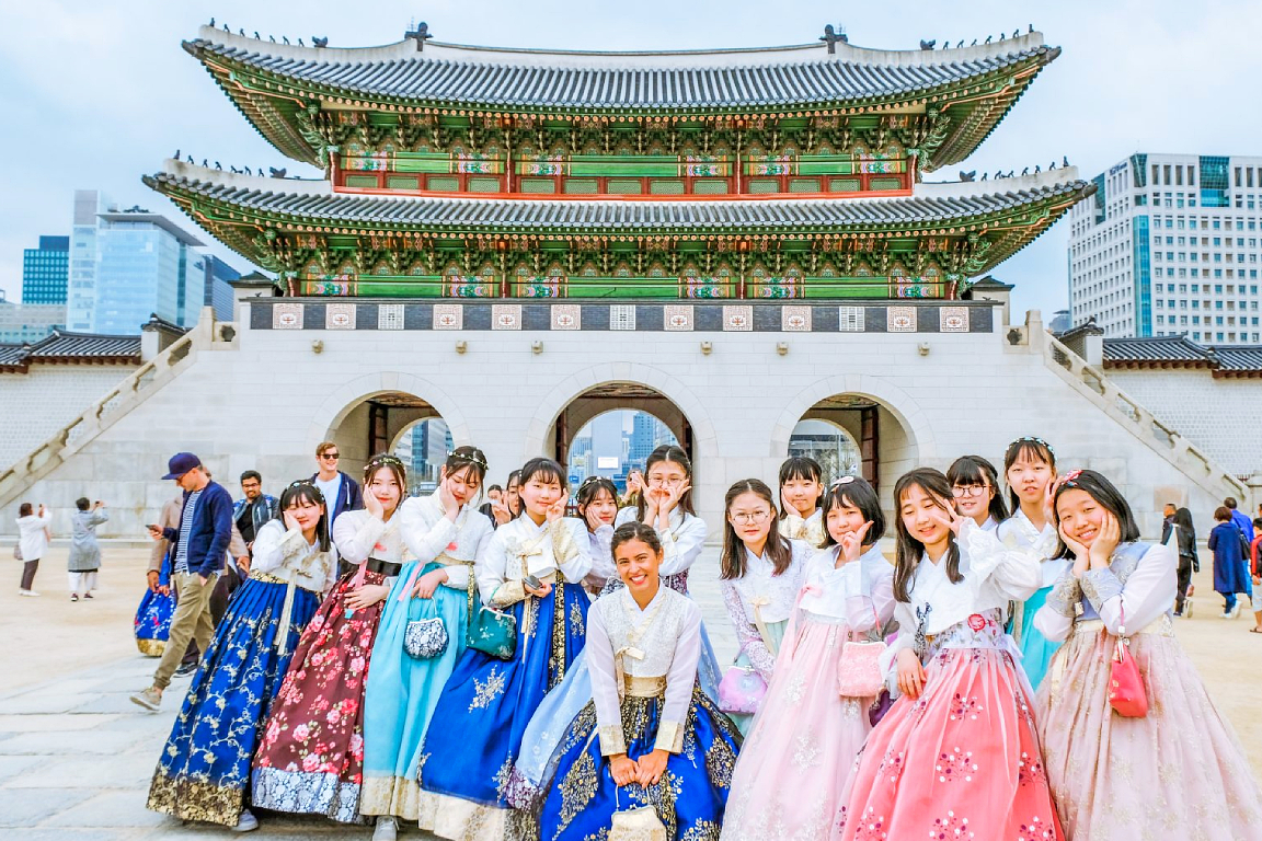 Beli hanbok sales