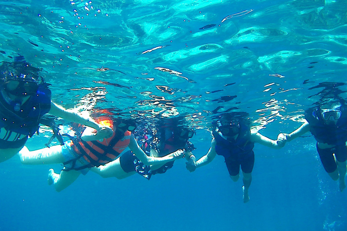 Mantanani Snorkeling or Scuba Diving & Kawa Kawa River Cruise sXG8VWPY