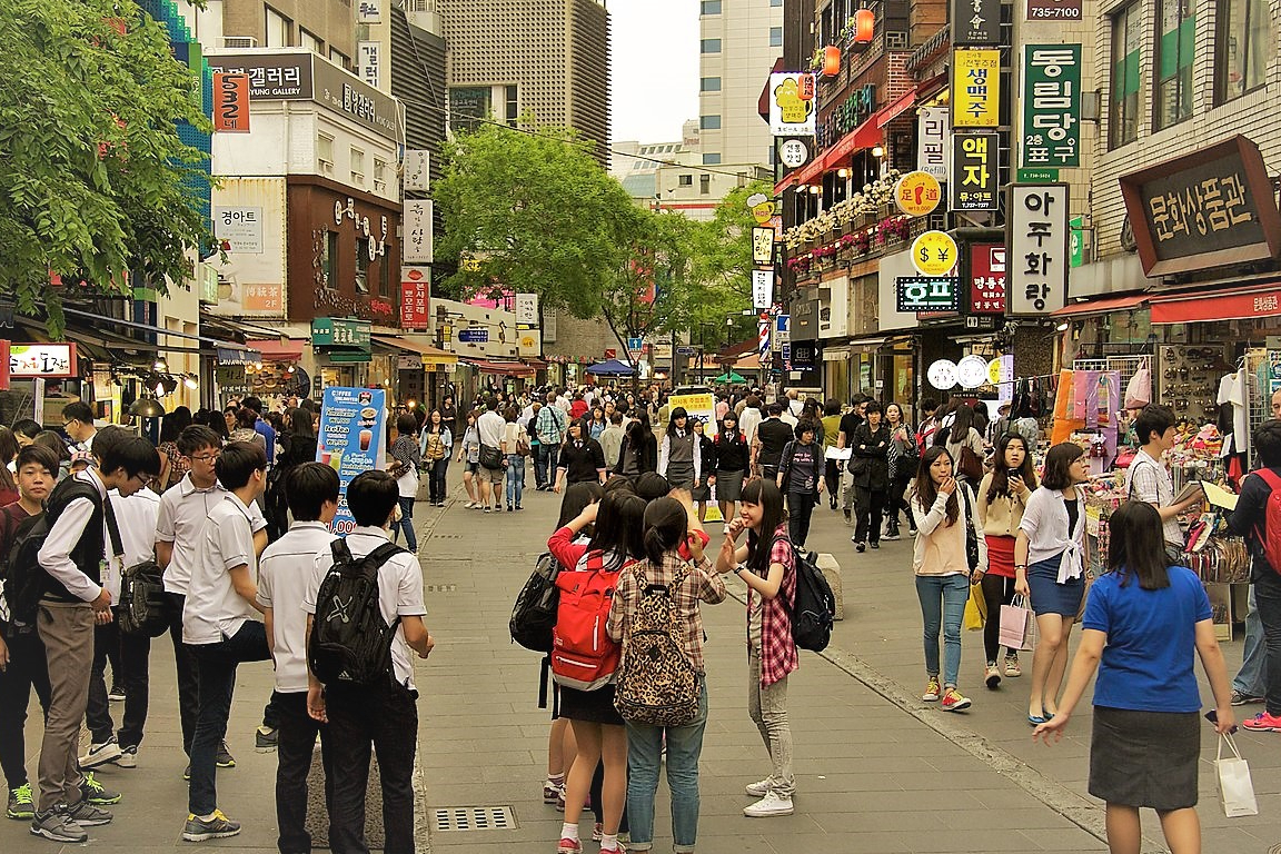 Gyeongbok Palace & Changdeokgung Palace One-day Cultural & Guided Tour pUrMZl0V