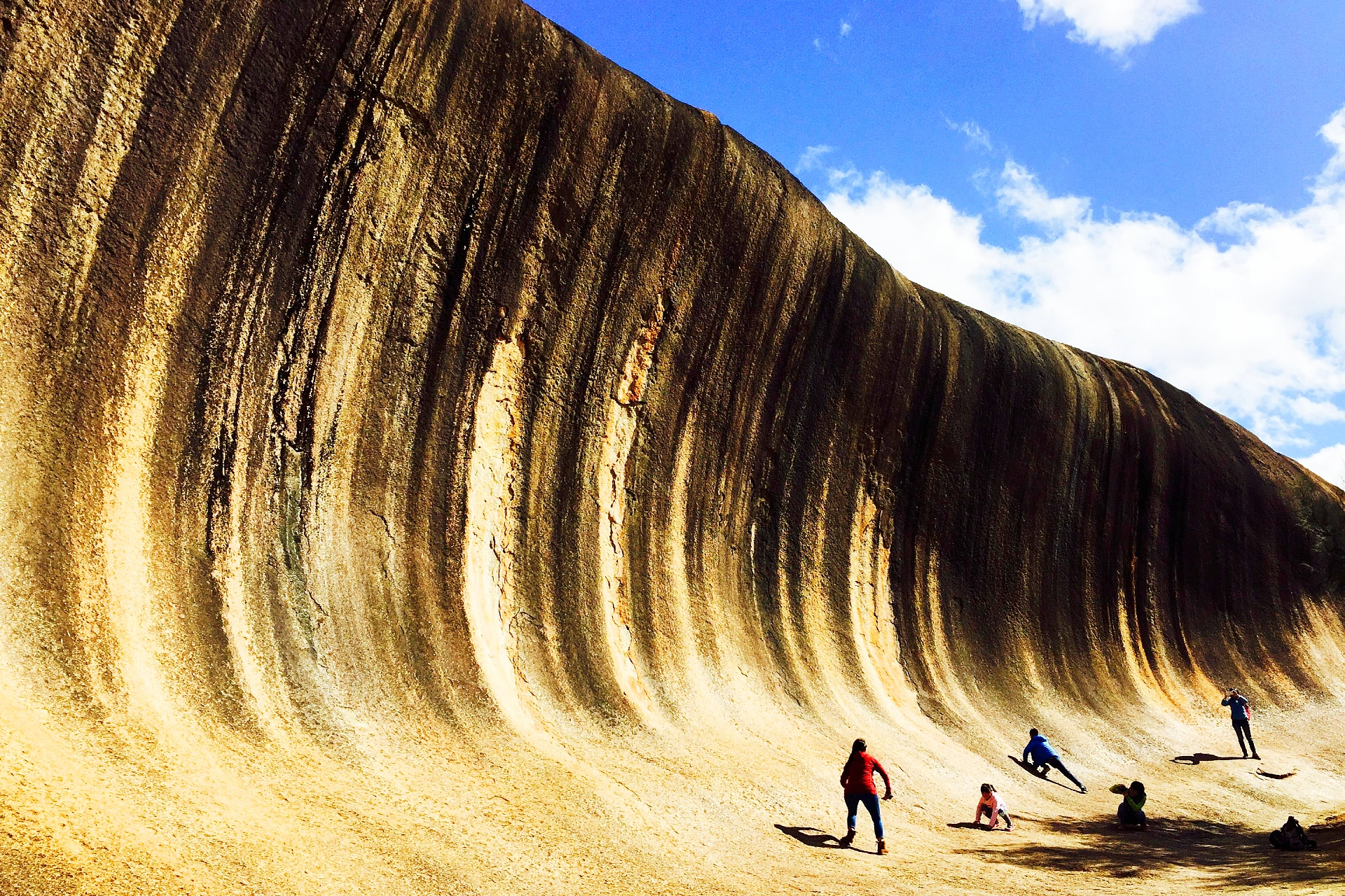 Wave Rock Perth.jpg-backdrop
