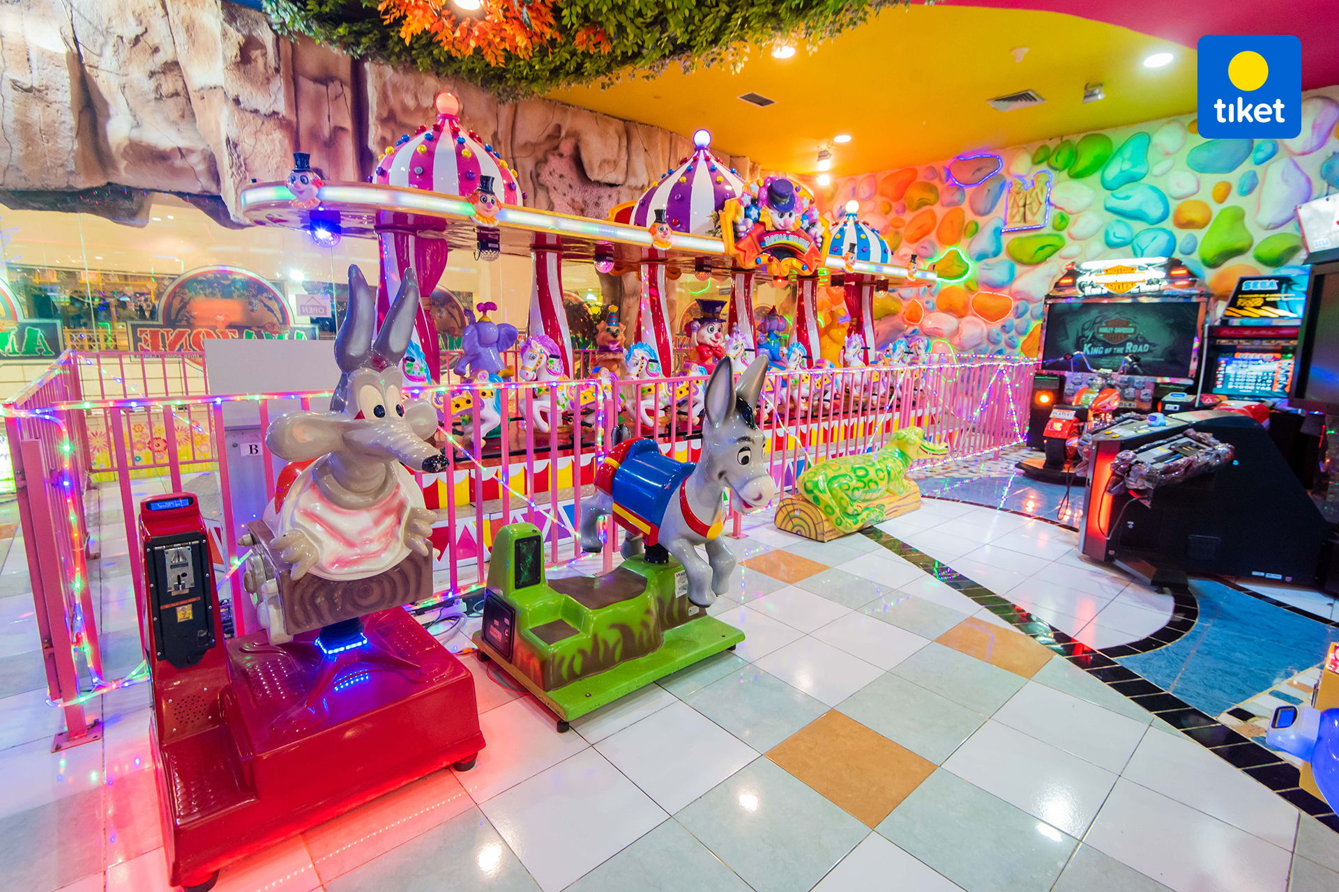 Amazone Pesona Square Depok Card Top-Up lWxfEG1H