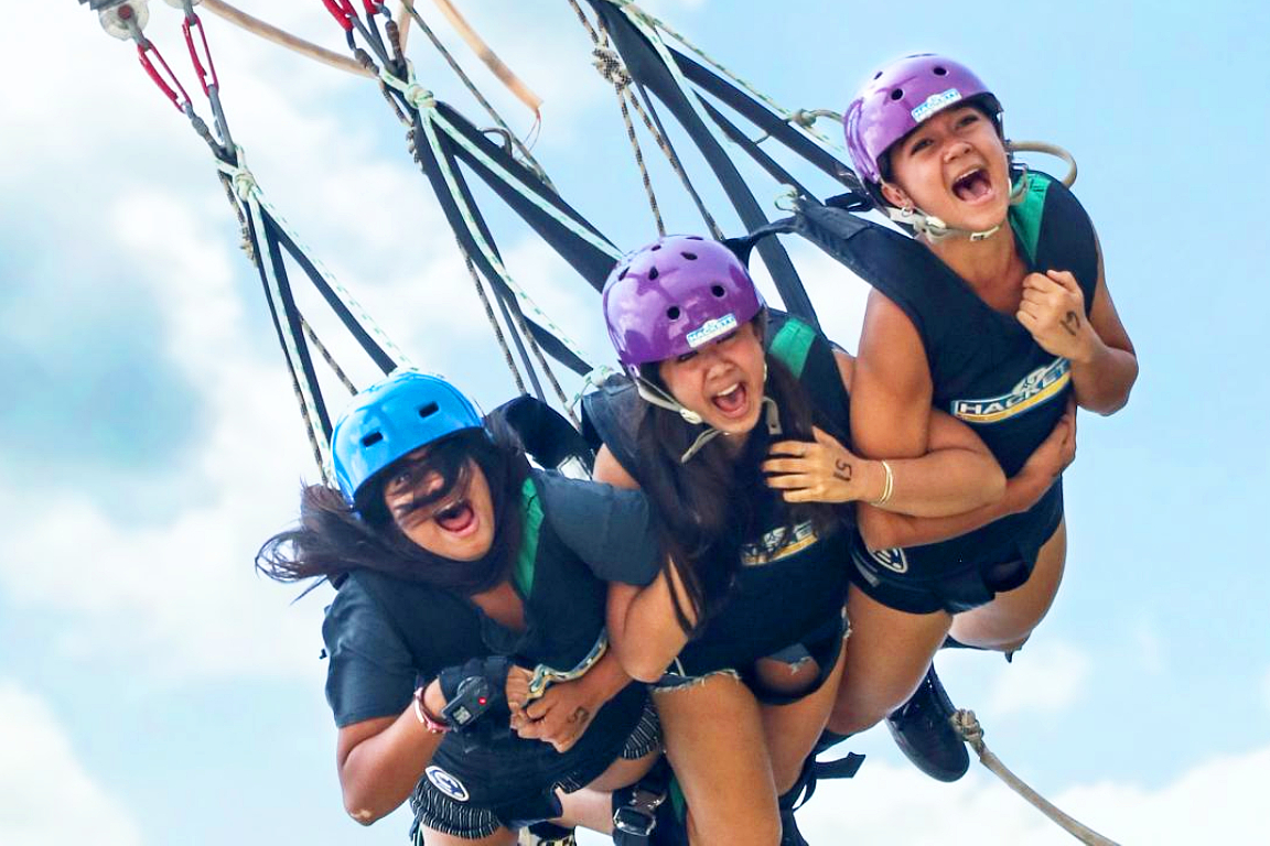 Giant Swing at Skypark Sentosa l4CehSAy