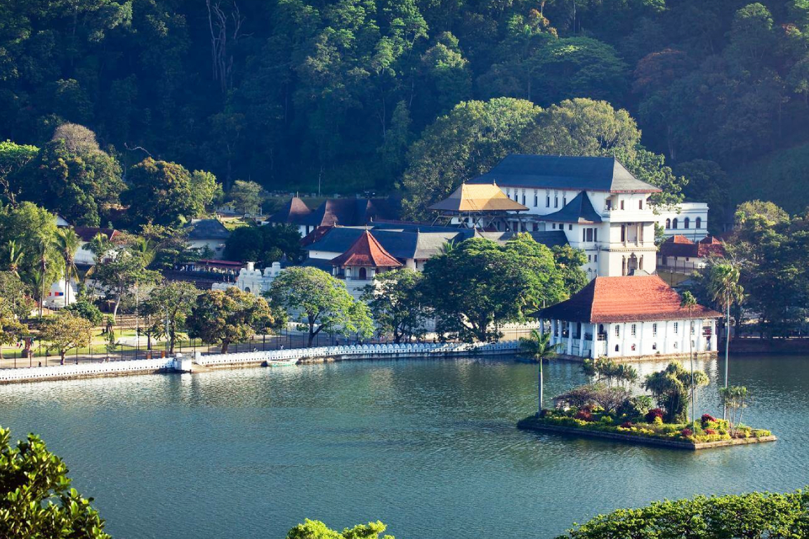Private City Transfers for Colombo and Surrounding Areas JKS66bu0