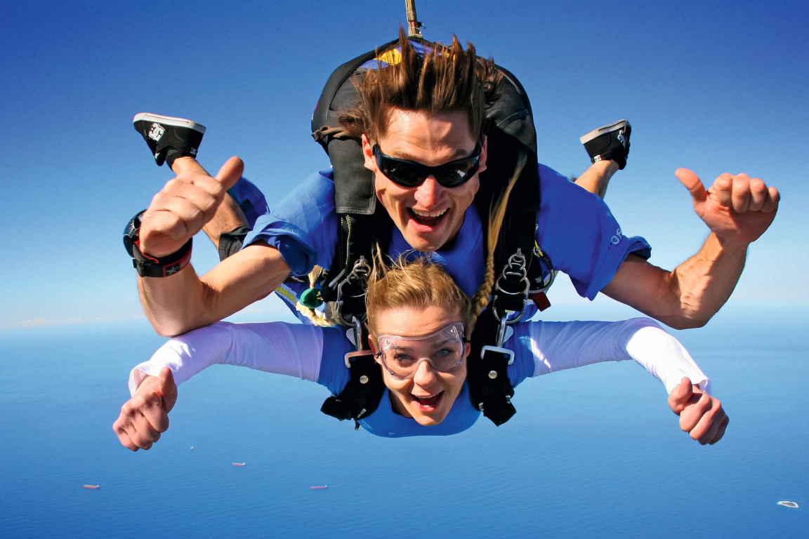 Tandem Skydiving Experience Wollongong from Sydney AxK1RCJ3-backdrop