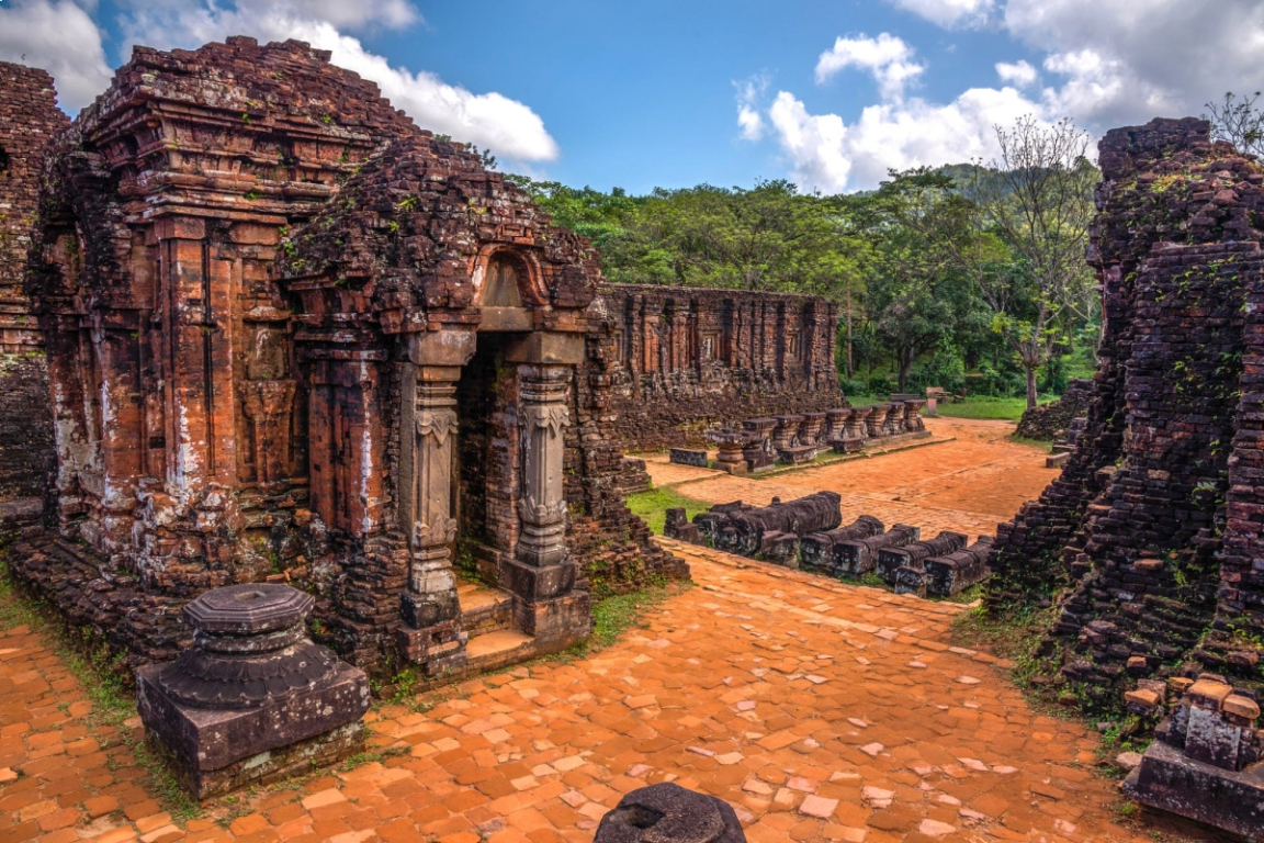 My Son Sanctuary Day Tour from Hoi An mHh5JziU