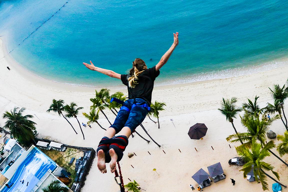 Bungy Jump & The New Tandem Bungy at Skypark Sentosa hBucsddd
