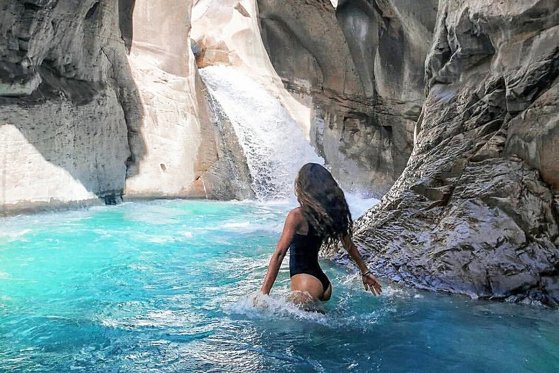 1D Tour Lombok Sembalun Mangku Sakti Waterfall by WeTravel (3).jpg