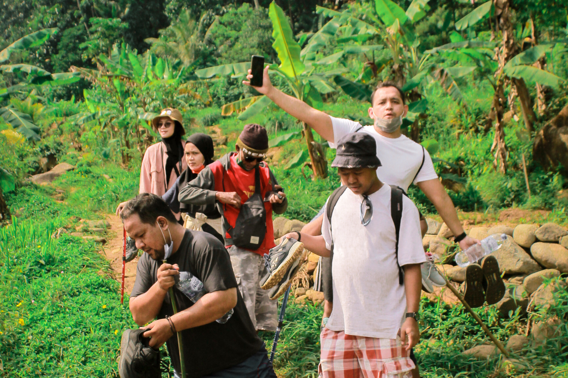 Trekking curug mariuk Sentul by Sentul Hill Trekking (1).jpg