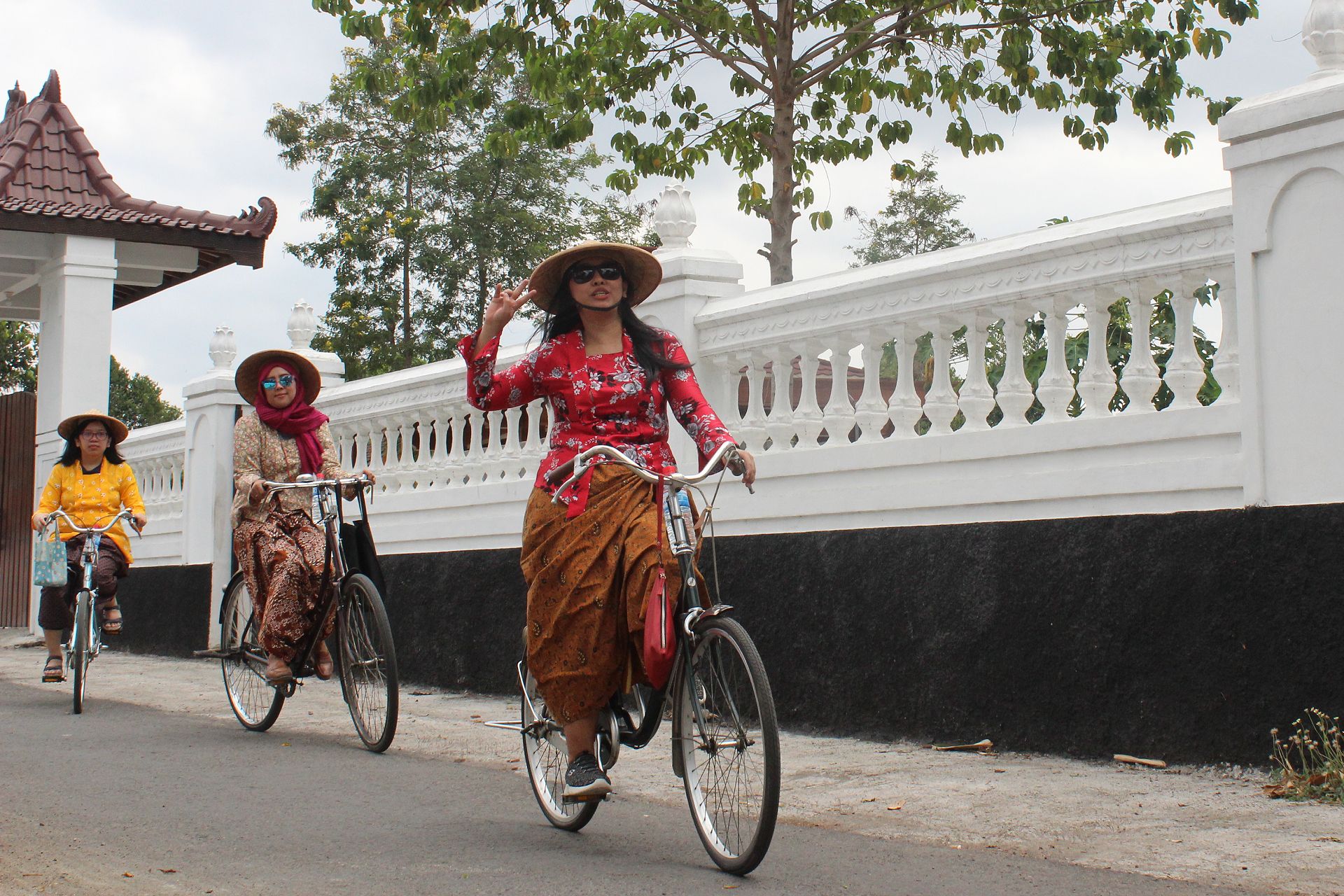 Blusukan NdesoBike Tour at Candi Plaosan (5).jpg