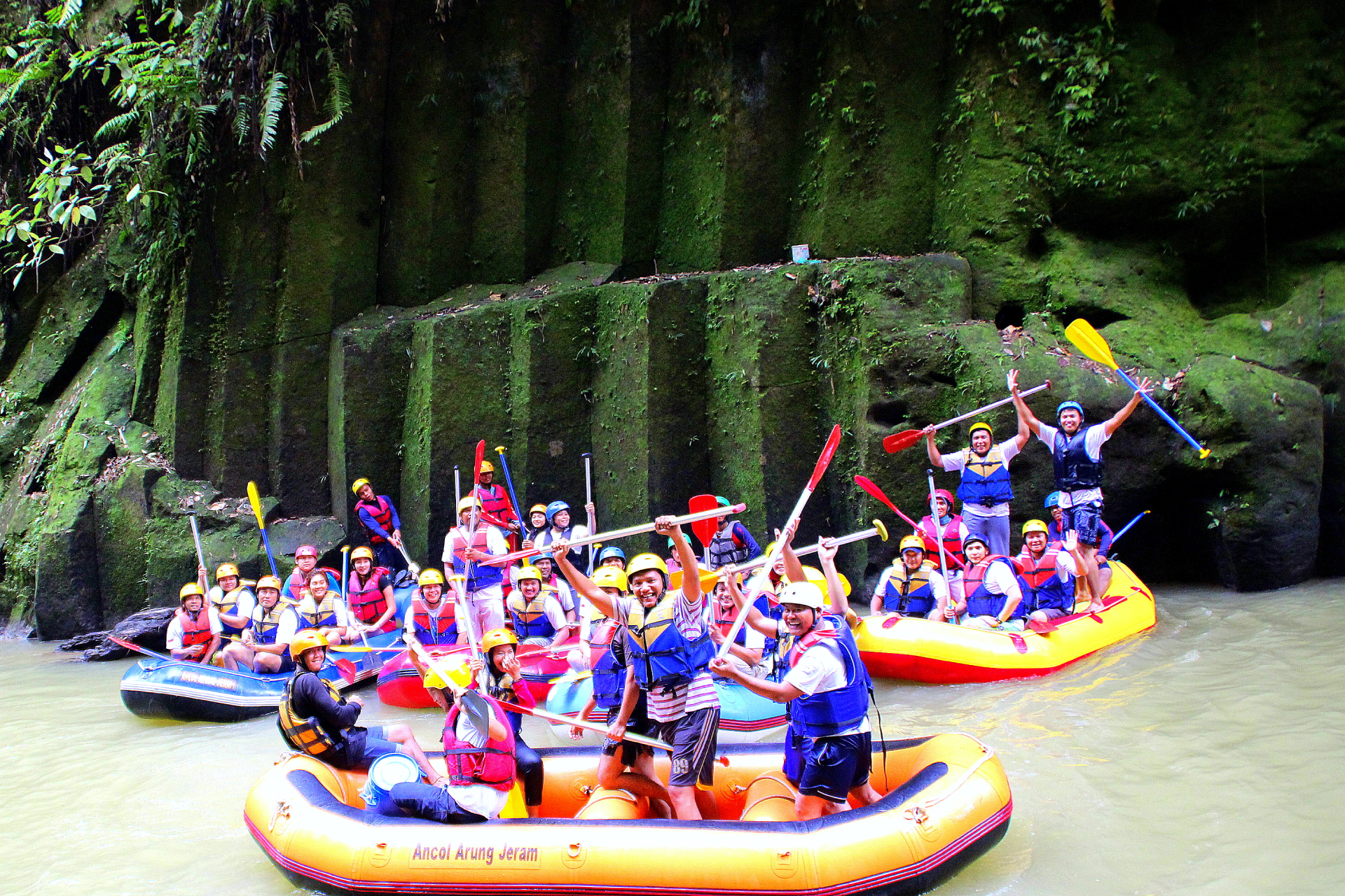 Fullday Rafting Sei Bah Bolon by Go Adventure 0ypdQewM