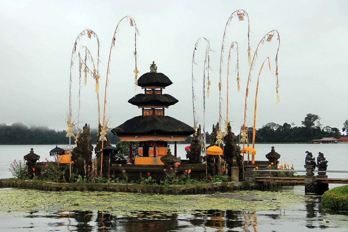 Ulun Danu Beratan, Jatiluwih Rice Terraces, and Tanah Lot Day Trip GYygp2S5-backdrop