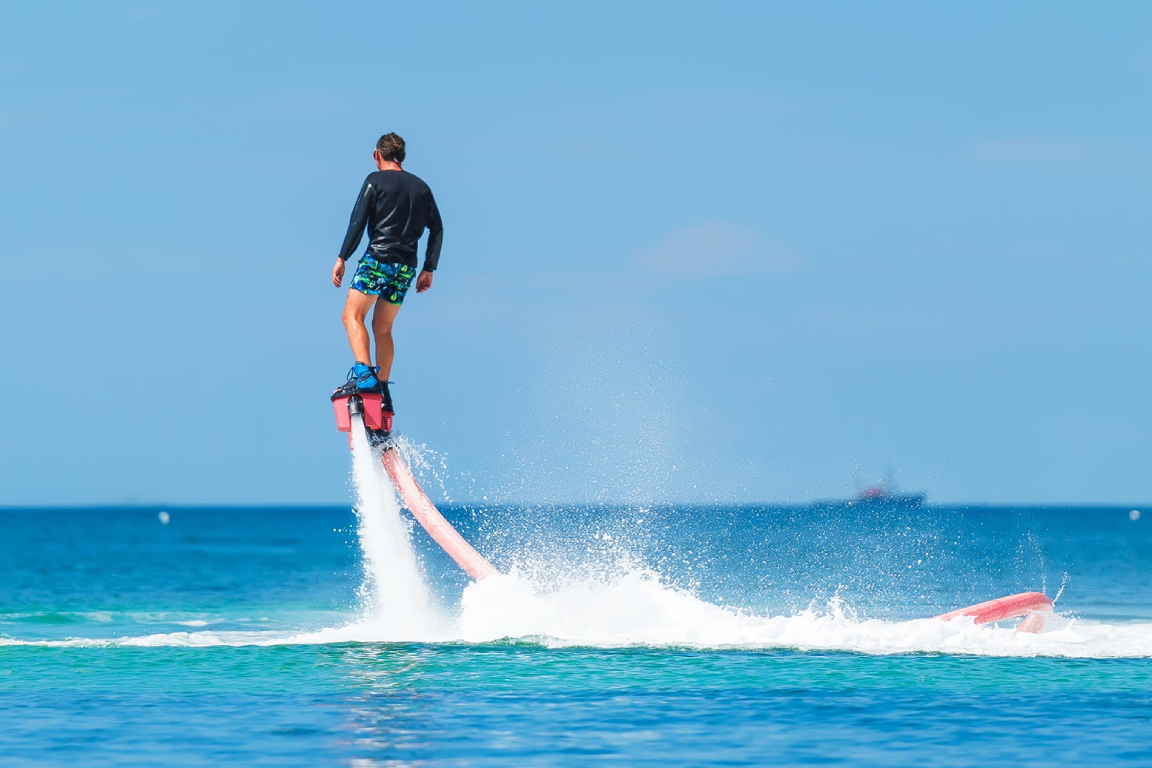 Flyboarding di Tanjung Benoa