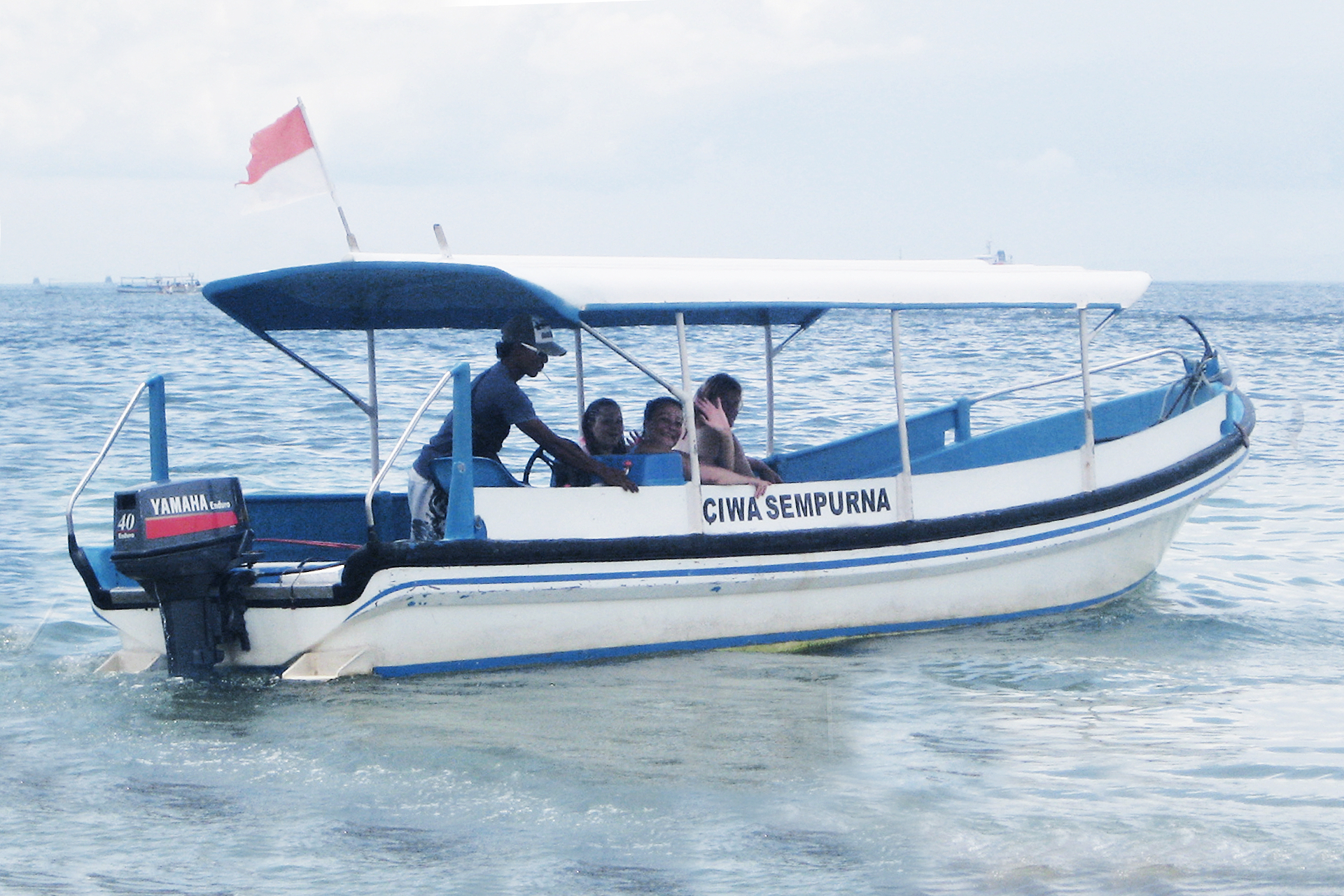 Snorkeling, Glass Bottom boat, Penyu Island by Bali Best Adventure BXF9FiYL