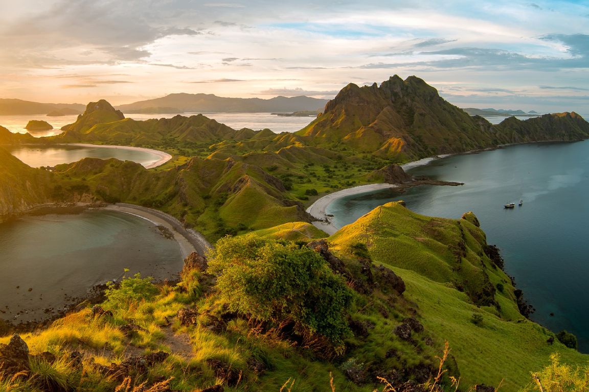 Open Trip Explore Komodo by LastOne Tours N5fFDApe-backdrop