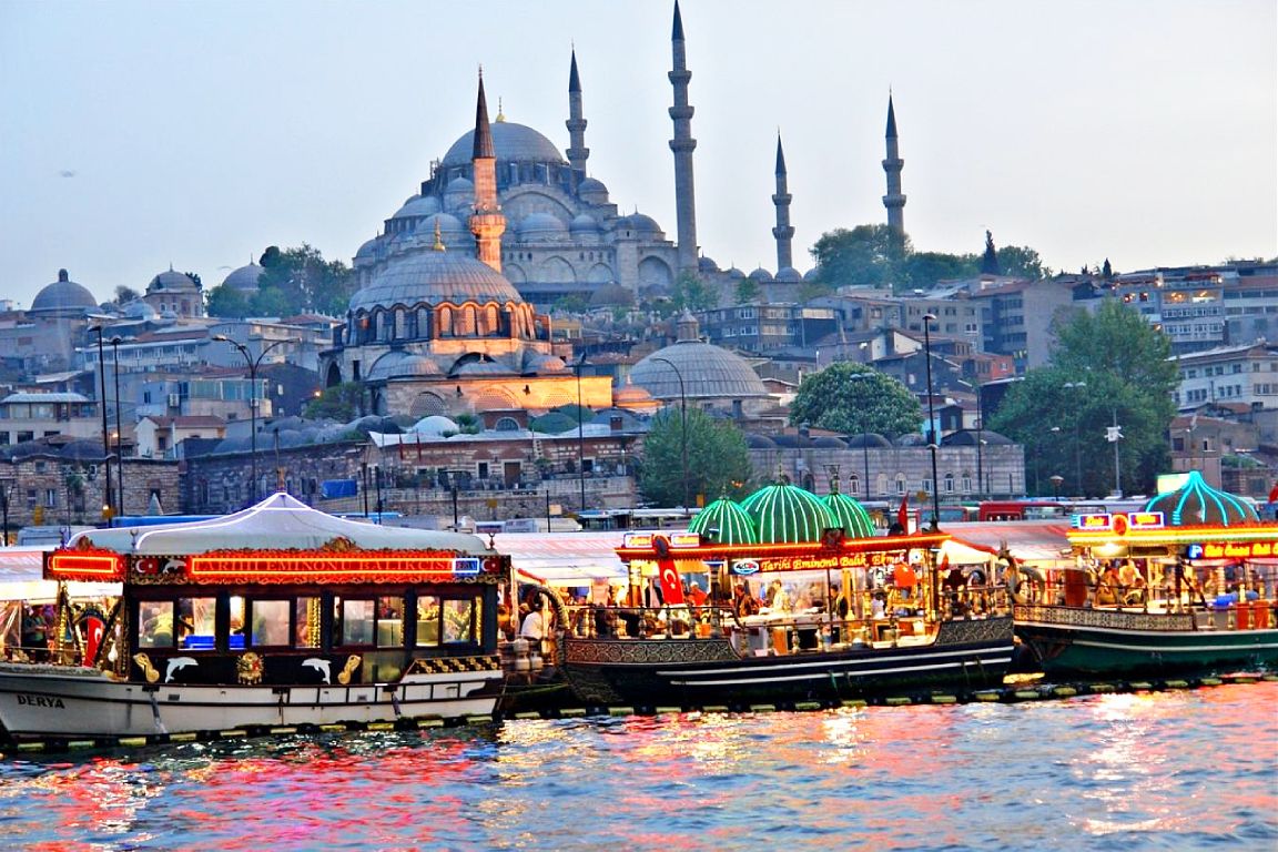 Istanbul Hop-On Hop-Off Bus Tour XOF9FKOO-backdrop