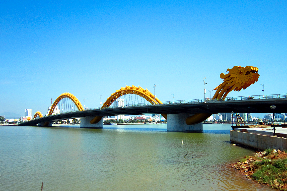 Da Nang City Private Tour and Han Cruise by Night with Aodai Rider AV8hR2lE