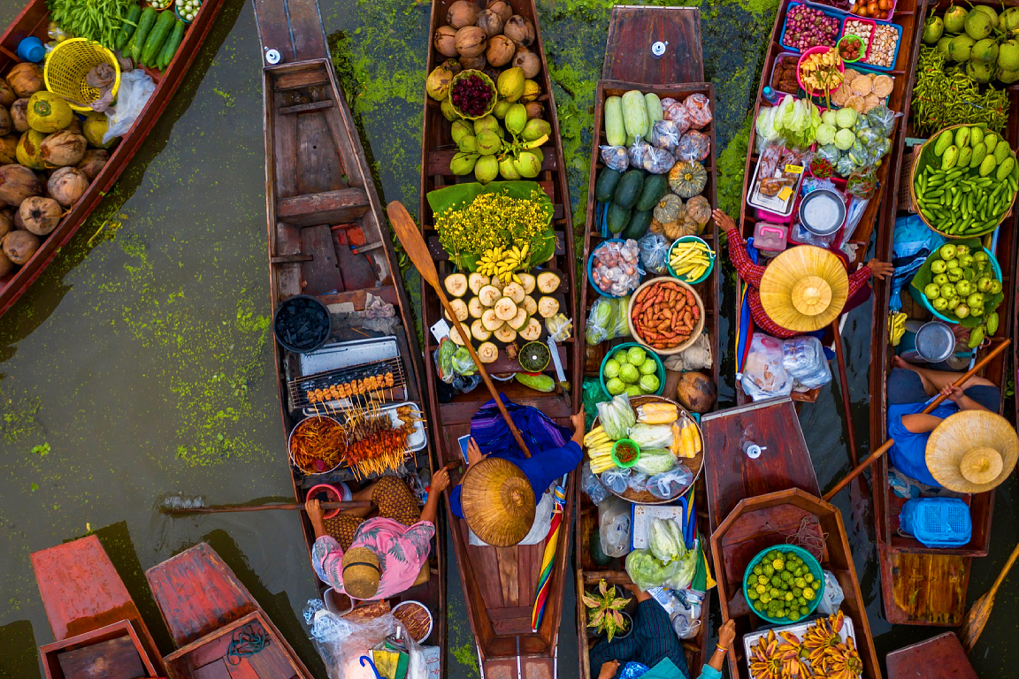 Maeklong Railway Market and Damnoen Saduak Floating Market Half-Day Tour WlThbzPB-backdrop