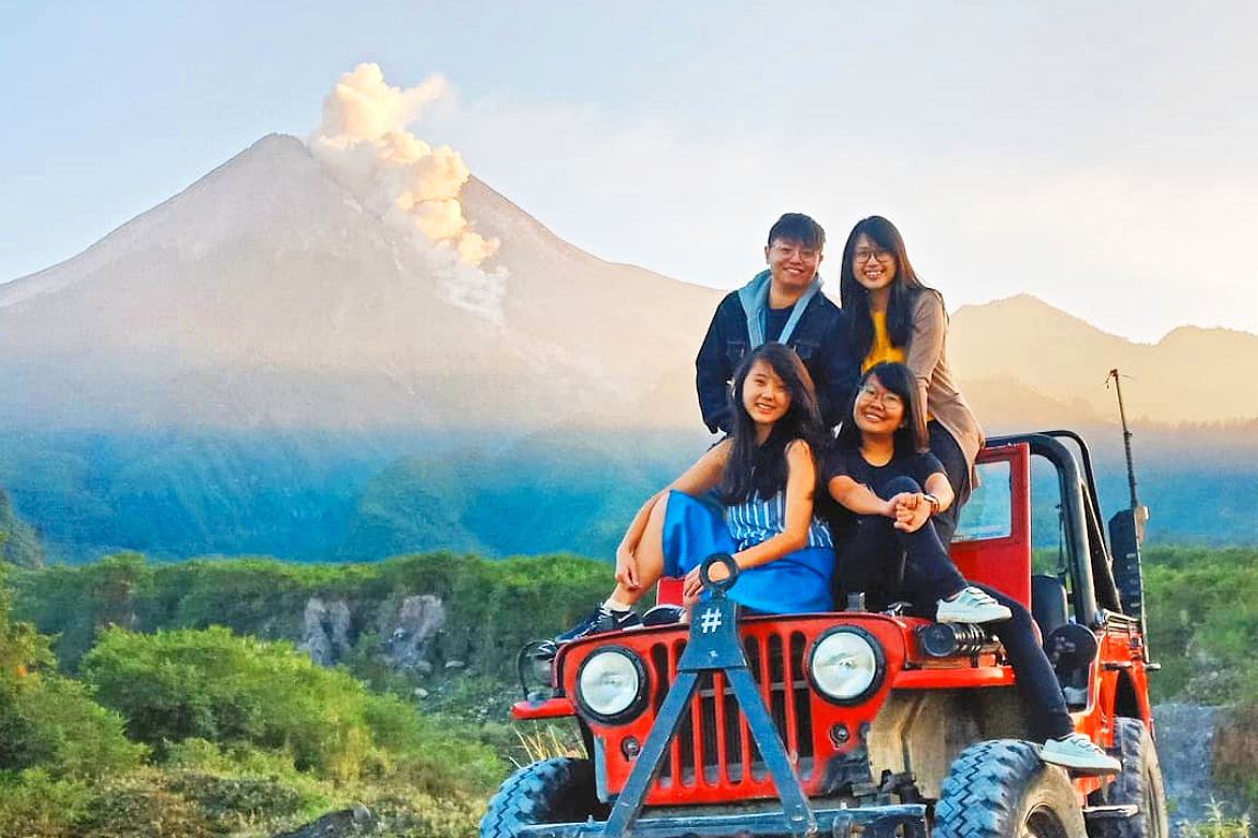 Sewa Jeep Lava Tour Merapi By Sheyco Tour (1).jpg