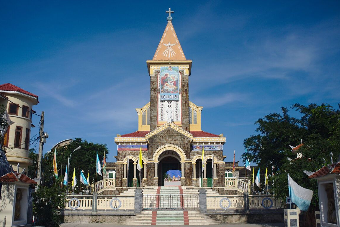 Private Car Service to Hoi An Memories Show (Departure from Da Nang City) LLNyohy1