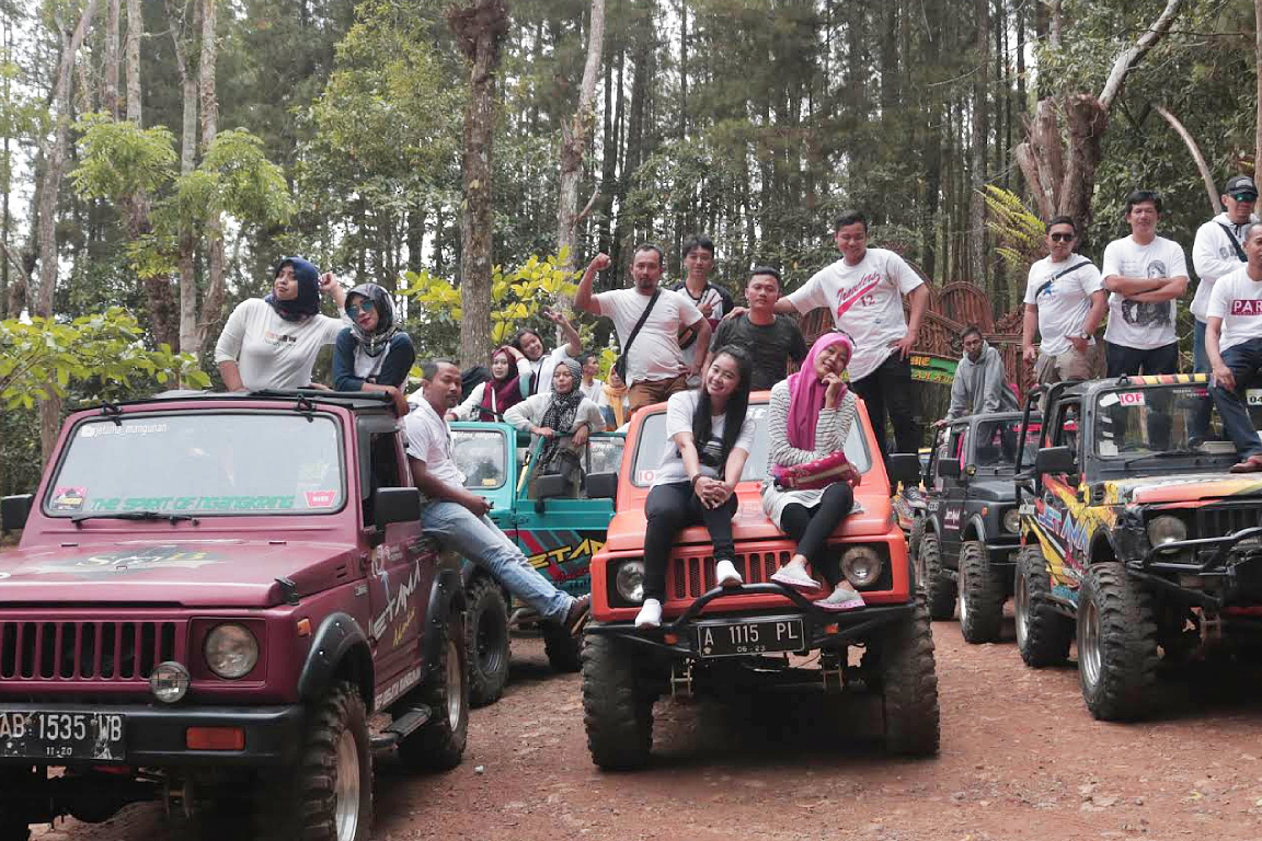 Jeep Wisata Hutan Pinus Mangunan Yogyakarta by GO EXPLORE VSW9yxhX-backdrop