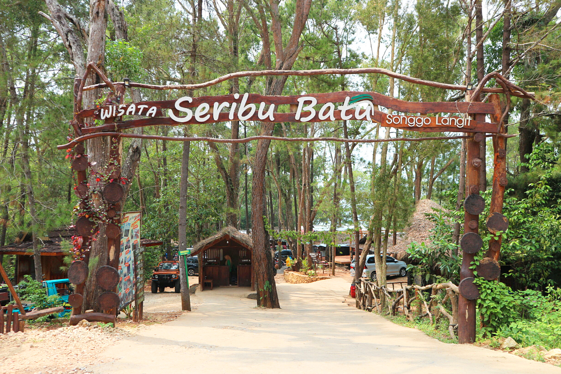 Jeep Wisata Hutan Pinus Mangunan Yogyakarta by GO EXPLORE 7t5Z2mUx