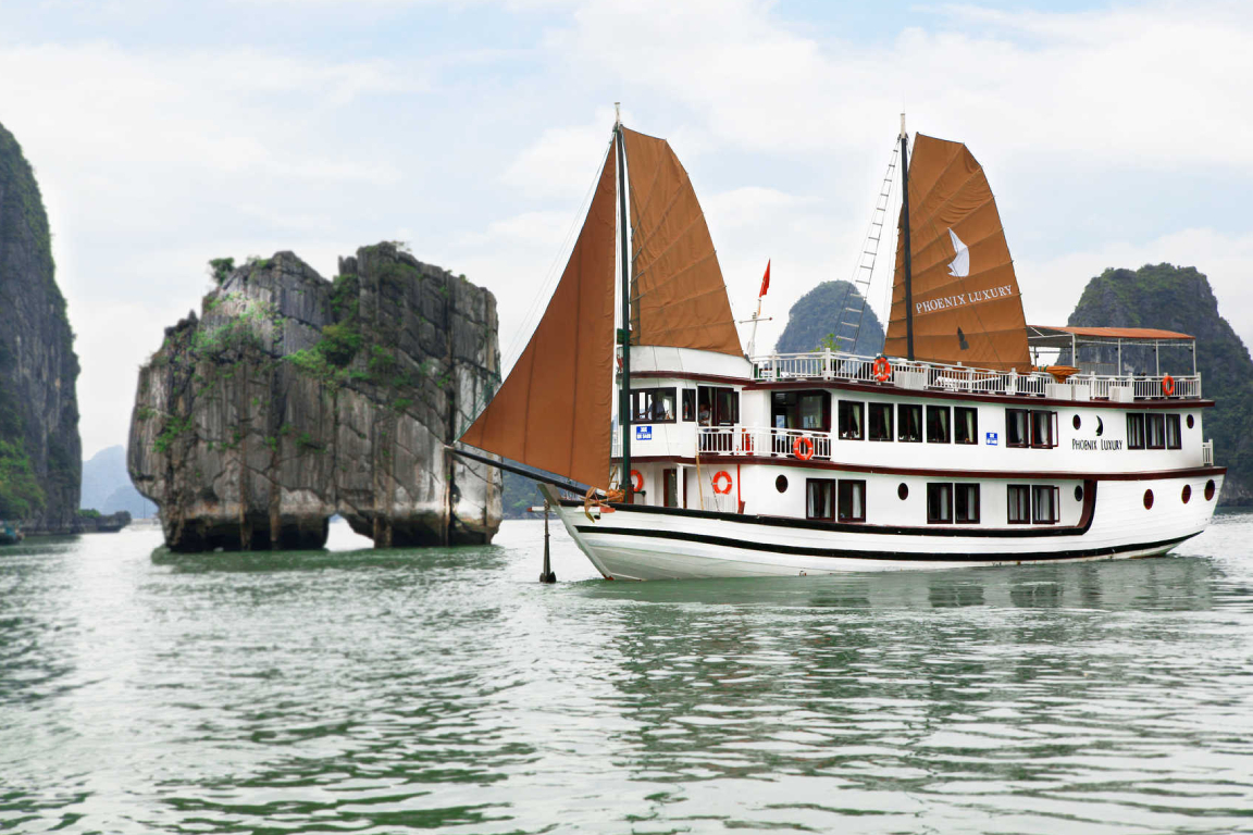 Ha Noi Private Transfer to Ha Long Bay WexBllWf