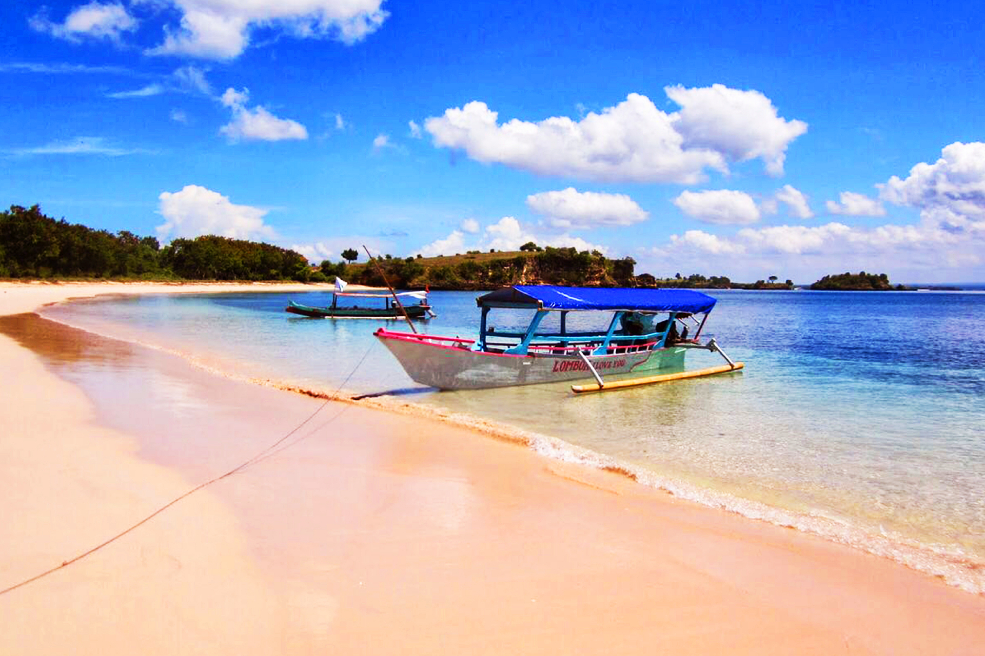 Lombok - Pink Beach Tour (4).jpg
