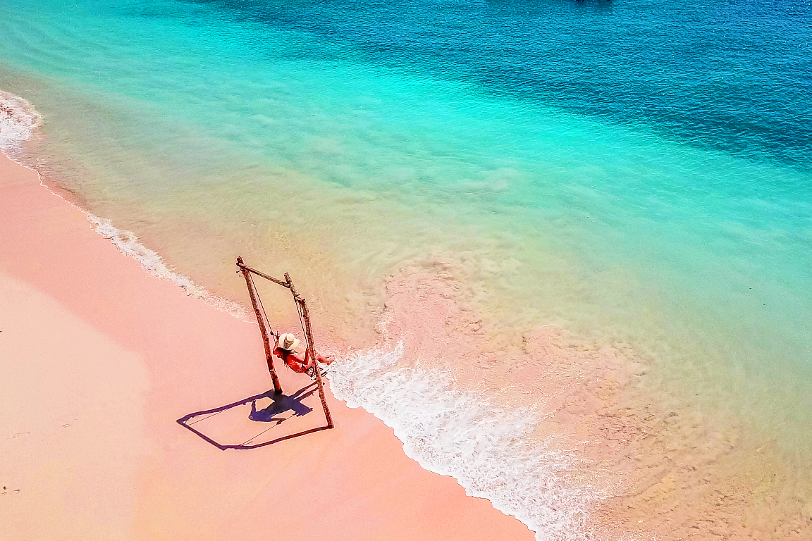Pulau Pasir, Pink Beach, And Semangko Beach Private Tour In Lombok (1).jpg
