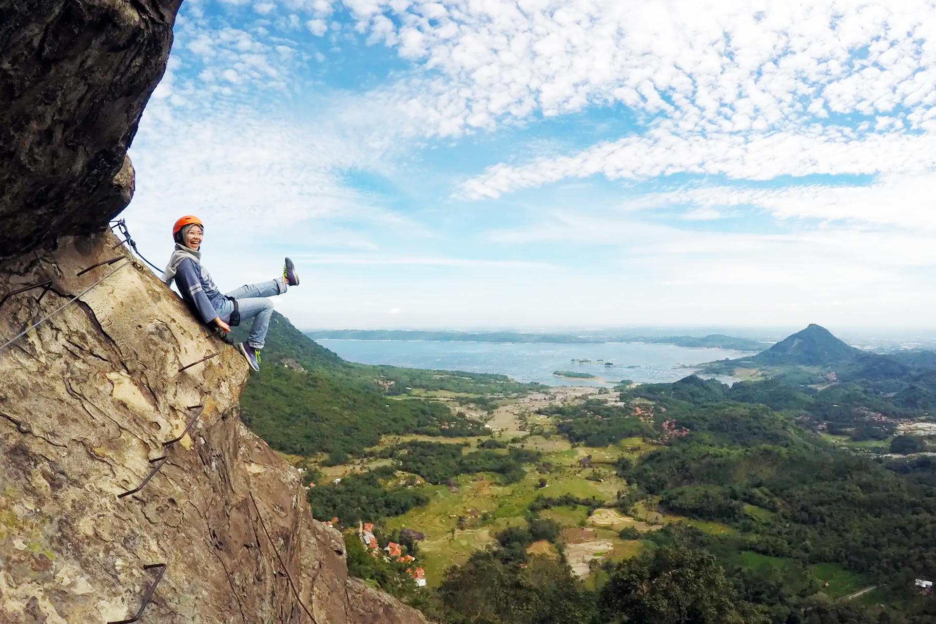 Open Trip Climbing Via Ferrata 1 Day Trip by Sabiladventure XcxboBPQ