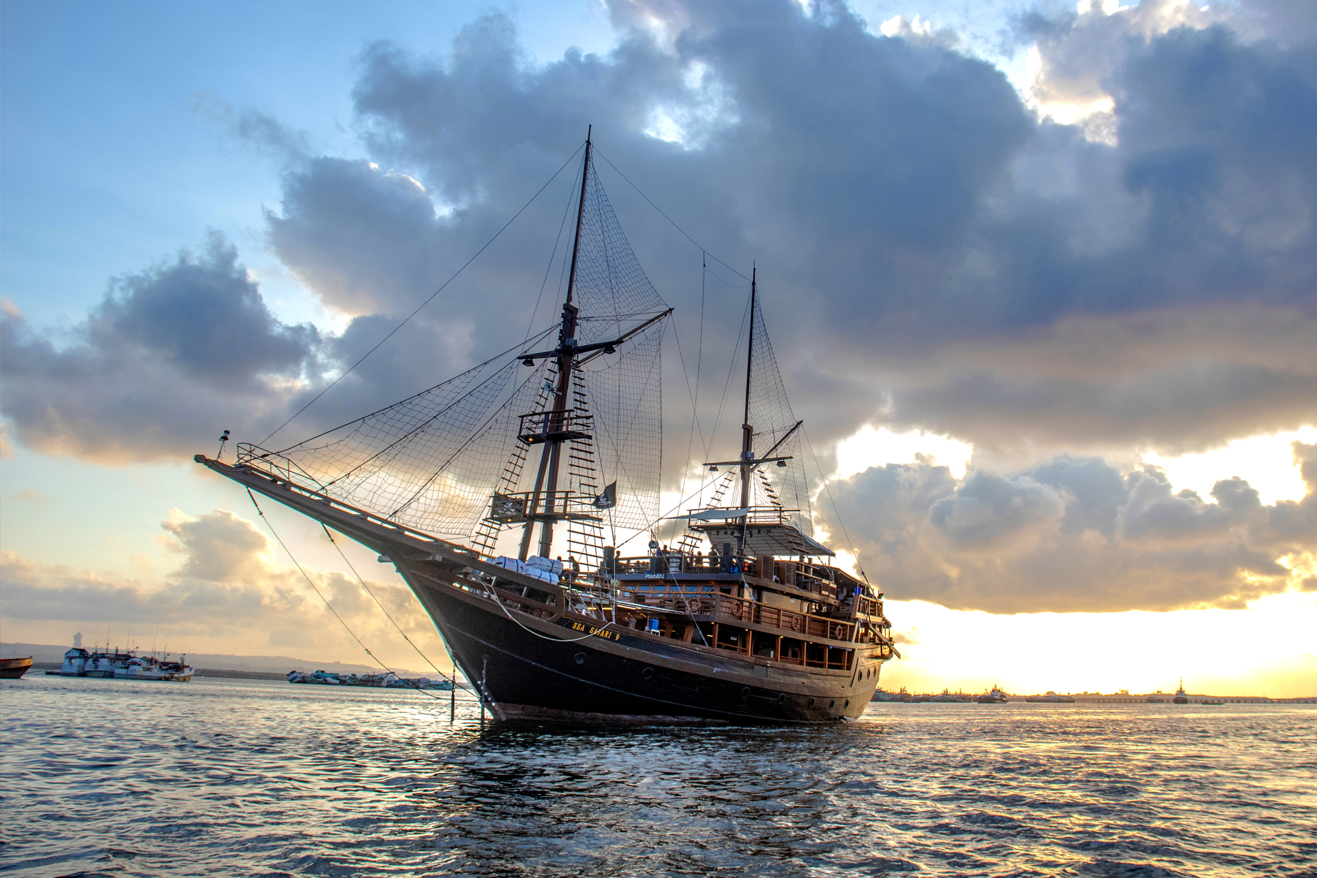 Pirate Dinner Cruise by Sea Safari Cruise vAXKpb7W