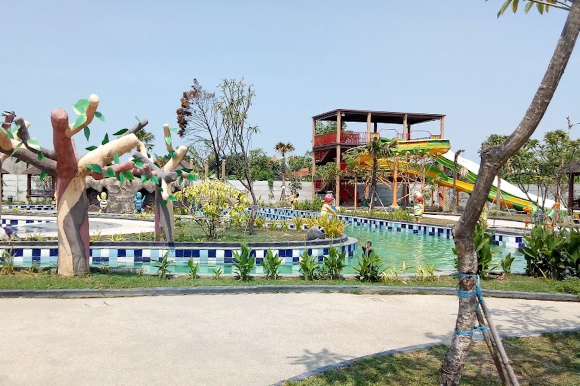 Kraton Waterpark pXKMDj0S