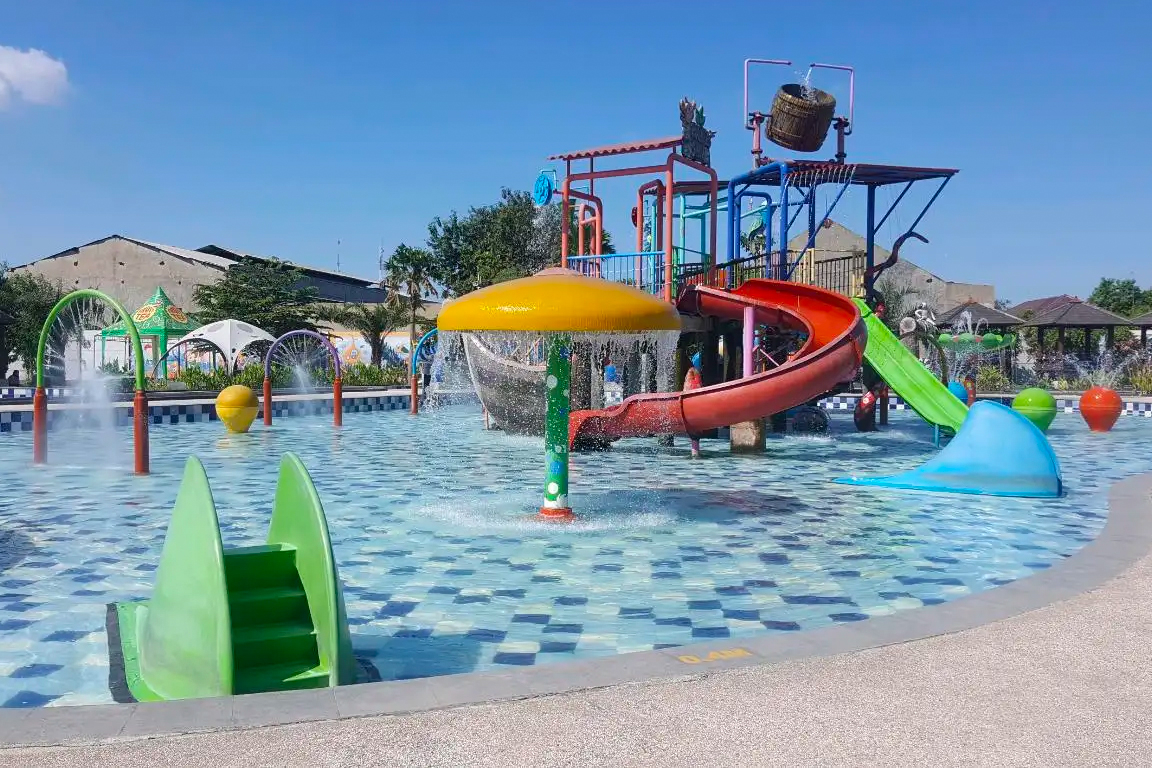 Kraton Waterpark teQySn2d-backdrop