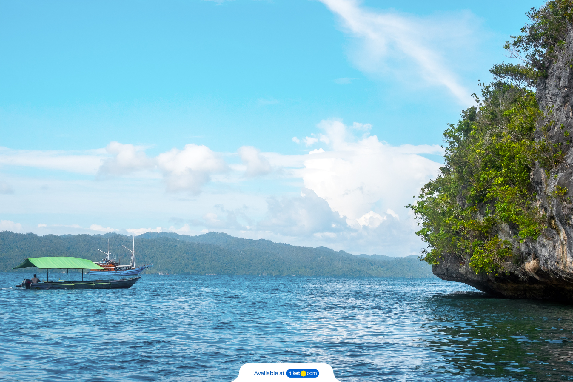 Raja Ampat The Last Paradise (HomeStay AC) by WeTravel R7mihd32