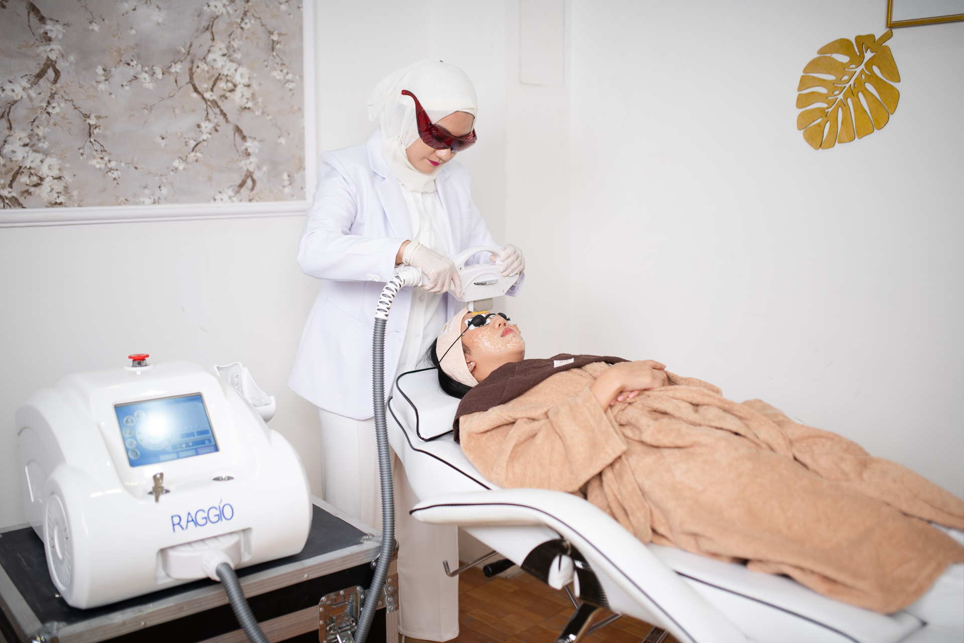 Prossi Clinic1.jpg-backdrop