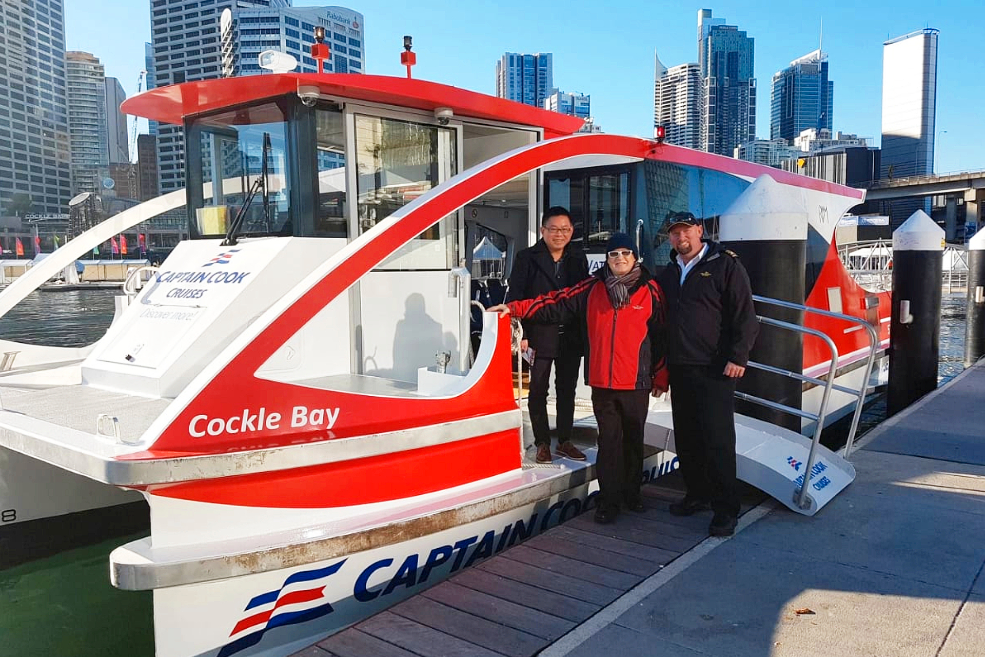 Sydney Harbour Whale Watching Cruise aboard Captain Cook Cruises FHmSTgkY-backdrop