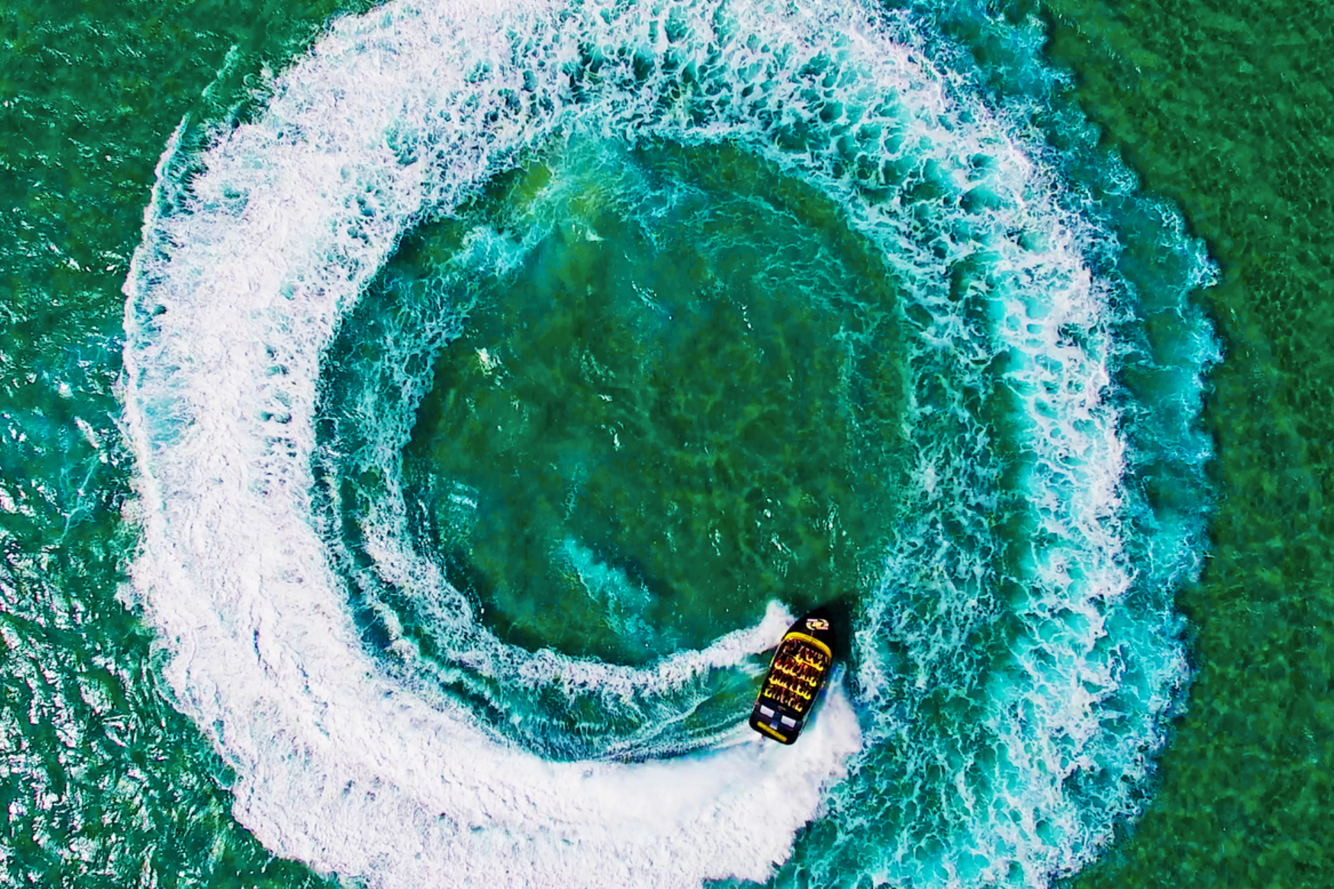 Gold Coast Jet Boat Ride gtvePADm-backdrop