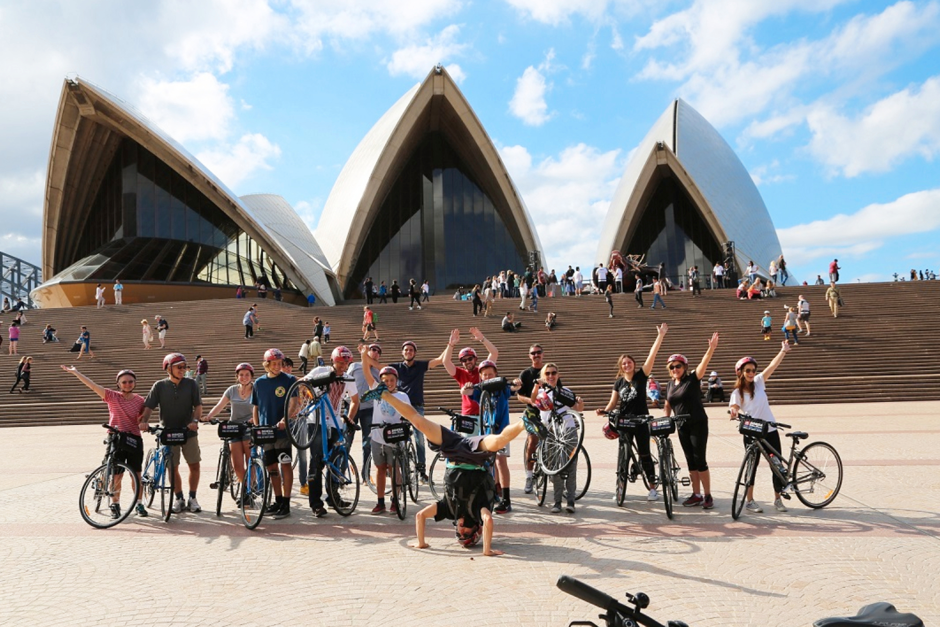 Sydney Classic Cycling Tour MlX05O1k-backdrop